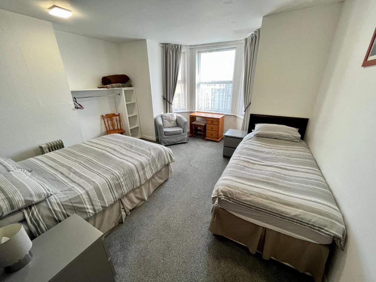 ברידלינגטון Oceana Holiday Apartments מראה חיצוני תמונה